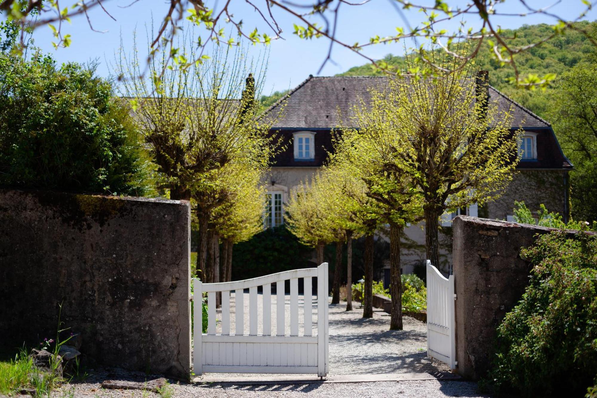 L'Annexe Du Moulin Renaudiots Autun Exterior foto